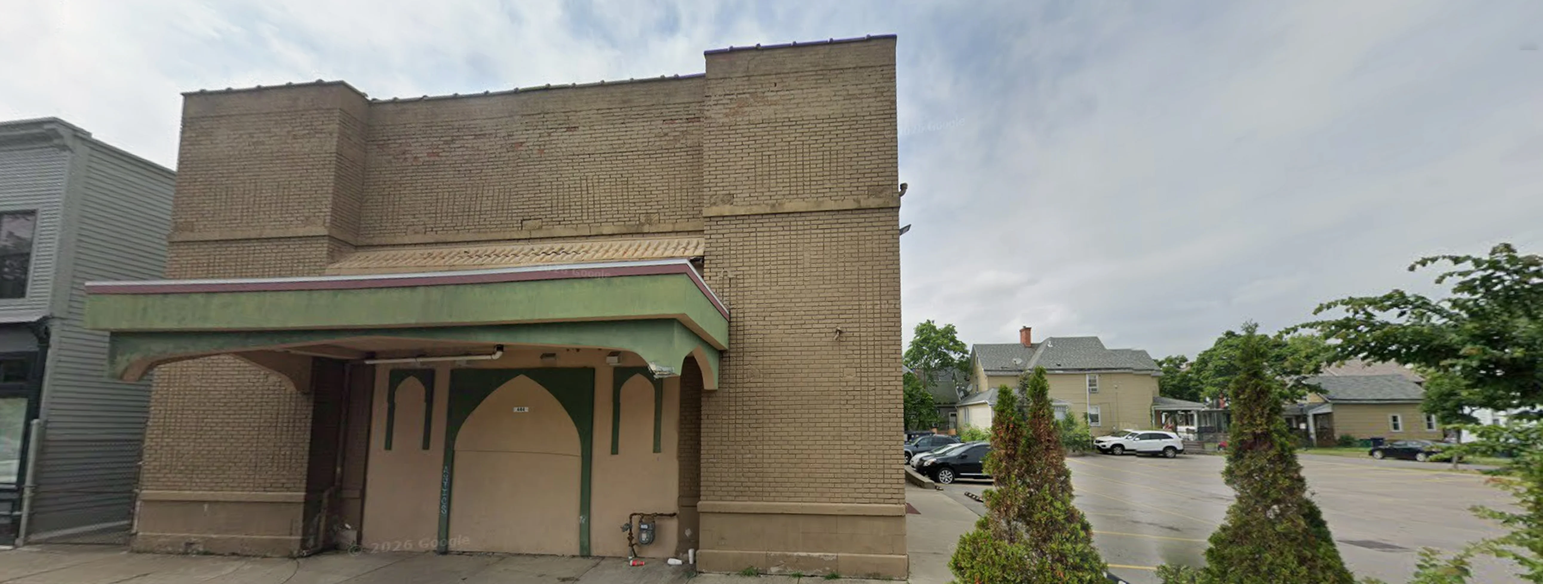 Exterior view of Al-Eiman Mosque Buffalo building